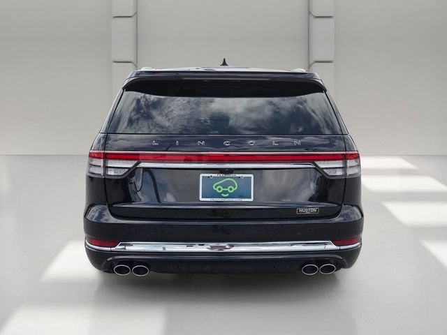 2020 Lincoln Aviator — interior view